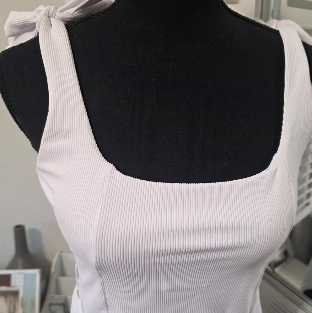 🆕️ Beach Riot Ribbed Sydney Belted One Piece - Picture 6 of 16
